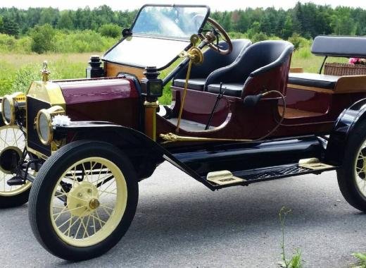 1914 Ford Model T 4 Seater